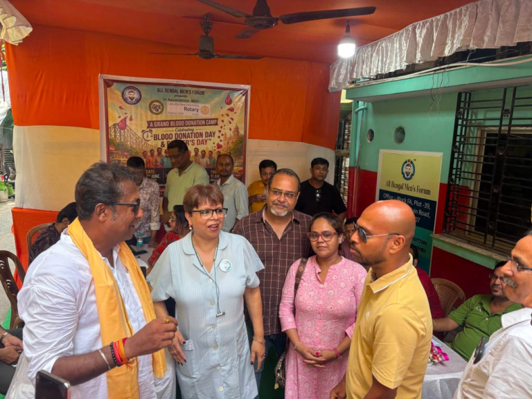 Blood donation camp organized by All Bengal Mens Forum in Kolkata
